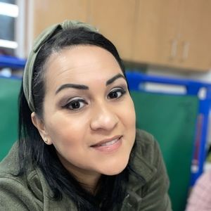 Meet your Posher, Sonia